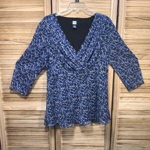 Studio 1940 Blue Swirl V-Neck Blouse